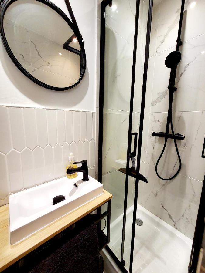 Studio Jeannette Avec Balcon Et Juste A 130 Metres Plage ! Plein Centre ! Wifi - Draps Serviettes Inclus ! Трувиль-сюр-Мер Экстерьер фото